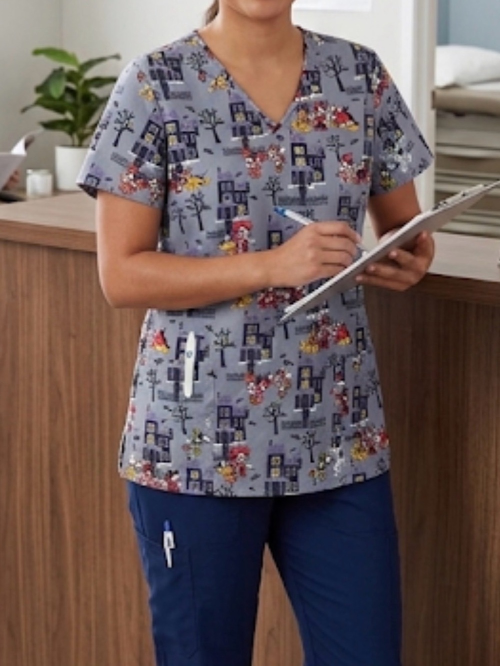 Disney Halloween Size L  Multicolored Scrub Top Mickey Minnie Goofy Like new